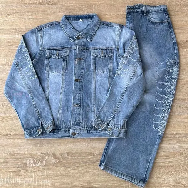 Jeans Top and Down · Photo 1