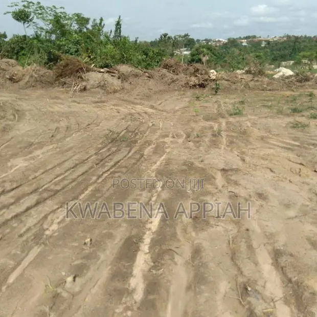 Plot of Land at Atonsu Esereso Is on Sales · Photo 1