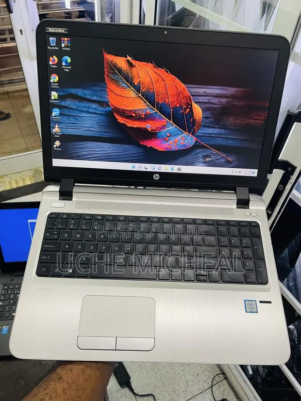 Laptop HP ProBook 450 G3 8GB Intel Core i5 HDD 500GB · Photo 1