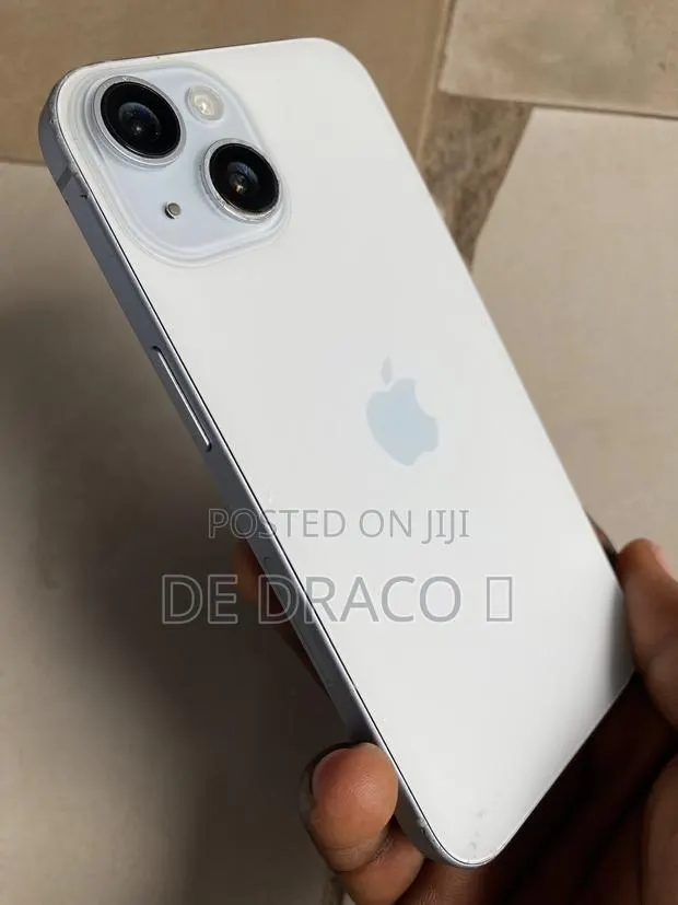 Apple iPhone 15 128 GB Blue · Photo 1