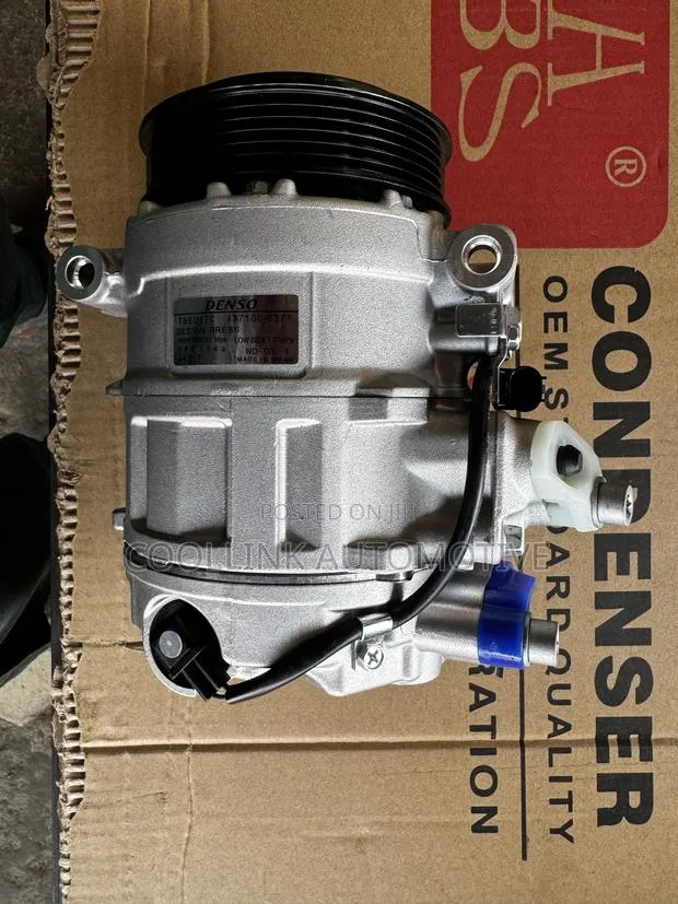 Benz C250 AC Compressor · Photo 1
