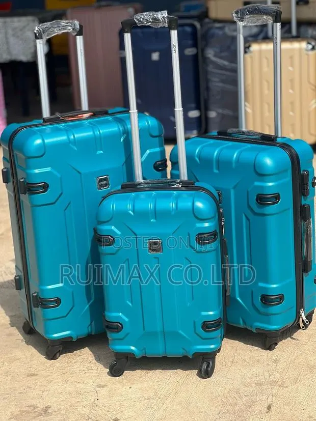 Cute Suitcase for Sell · Photo 1