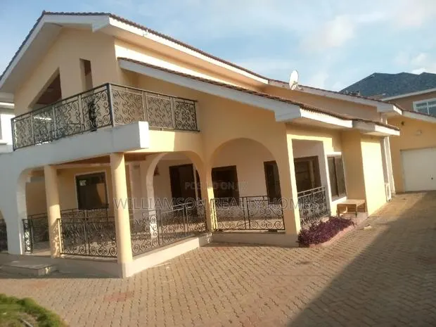 4bdrm Duplex in Community 18 Estate, Spintex for rent · Photo 1