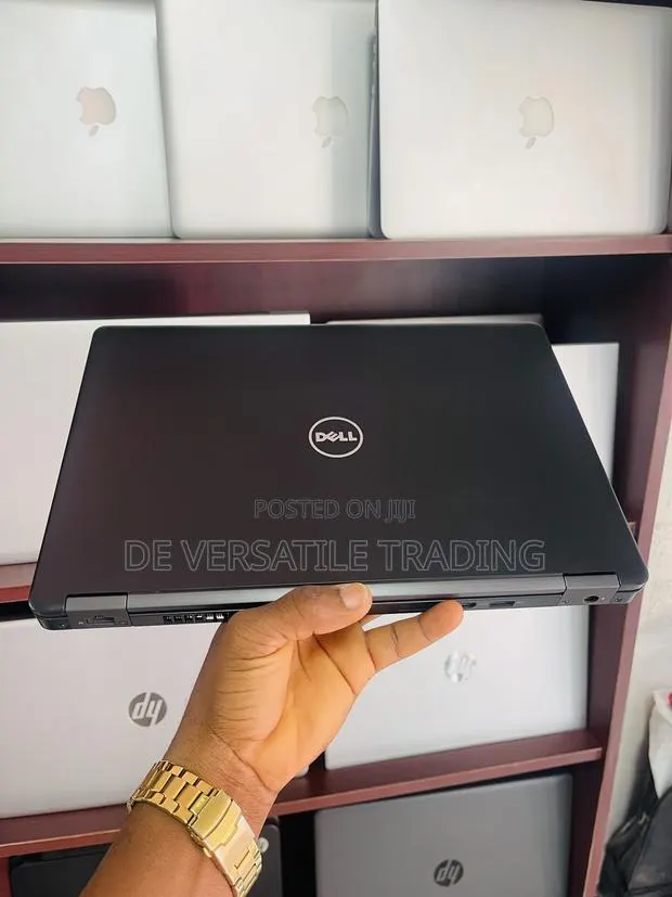 Laptop Dell Latitude 5480 12GB Intel Core i7 SSD 256GB · Photo 1
