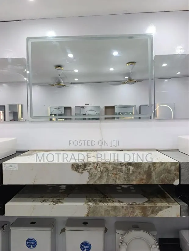 Marble Vanity Lux (120 Cm ) · Photo 1