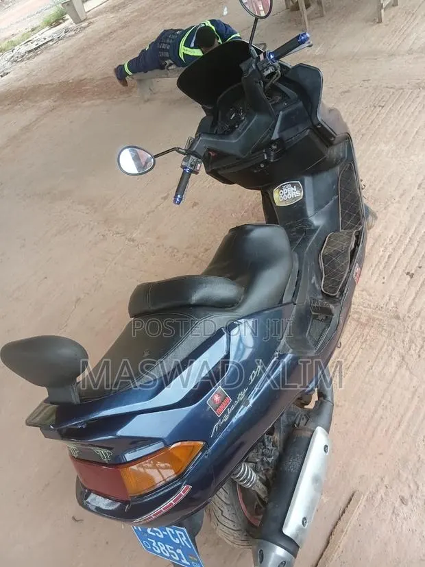 Yamaha Majesty 2021 Blue · Photo 1