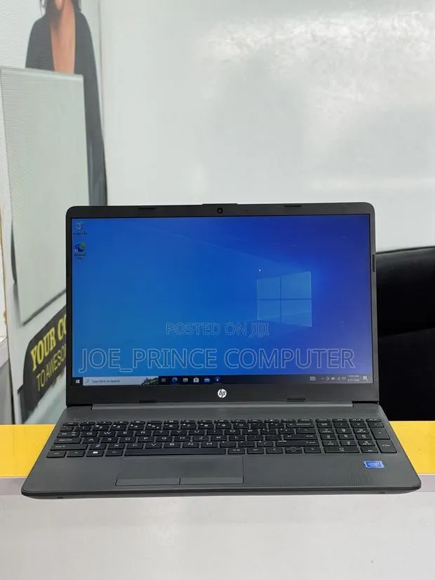 Laptop HP 250 G8 4GB Intel HDD 500GB · Photo 1