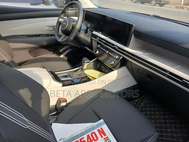 New Hyundai Tucson SE 2024 White · Photo 1