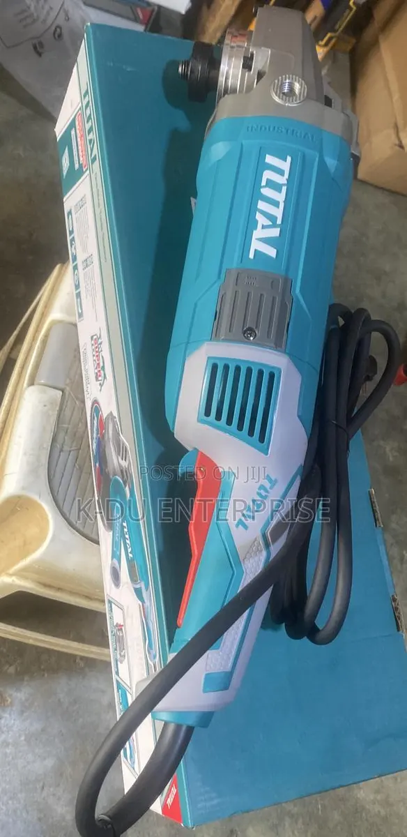 Total Angle Grinder 3000w · Photo 1