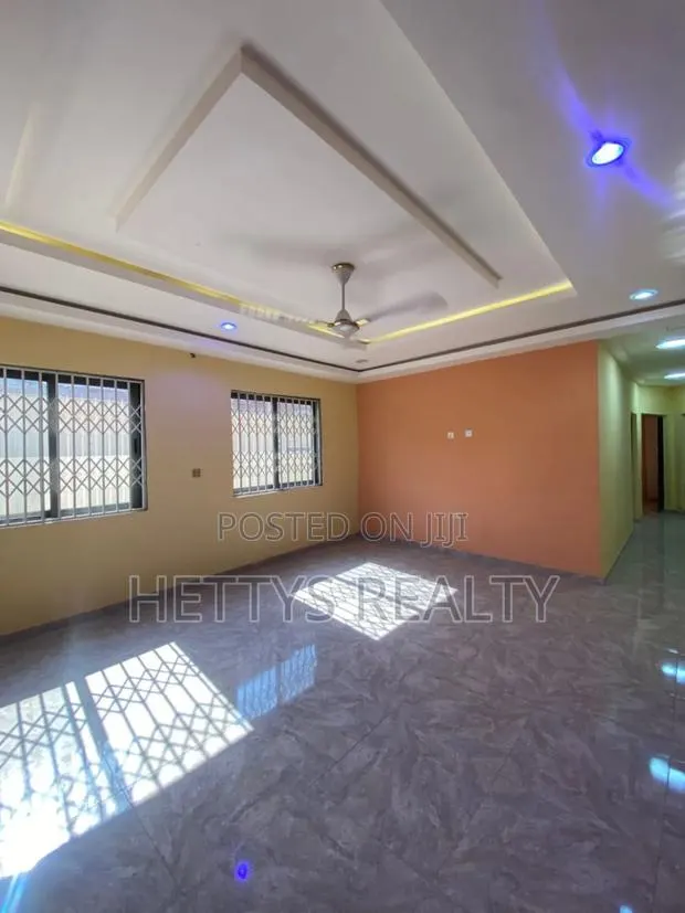 3bdrm House in Abokobi for sale · Photo 1