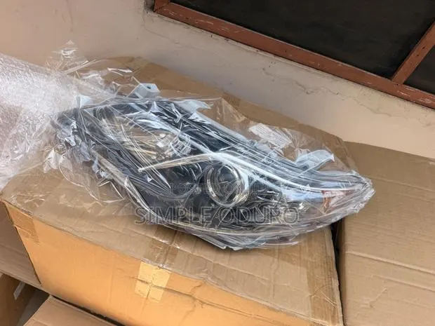 All Toyota Fog Light and Headlights at an Affordable Price · Photo 1
