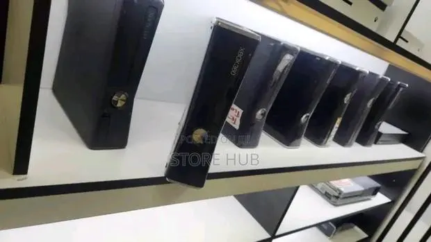 Xbox 360 With More Games · Photo 1
