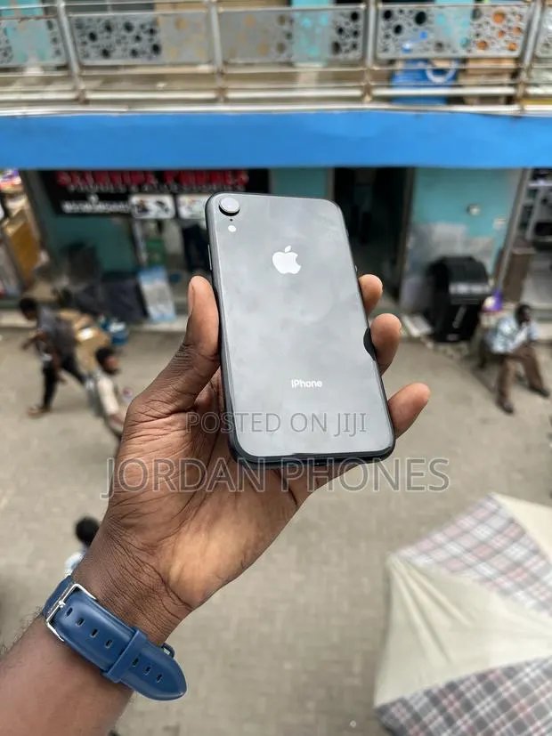 Apple iPhone XR 64 GB Black