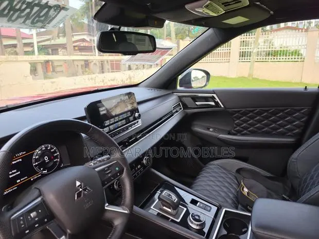 Mitsubishi Outlander SEL Black Edition 2023 Red · Photo 1