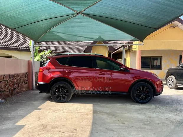 Toyota RAV4 Limited 4dr SUV AWD (2.5L 4cyl 6A) 2015 Red · Photo 5