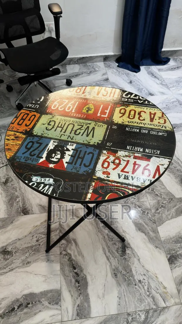 Folderable Table · Photo 1