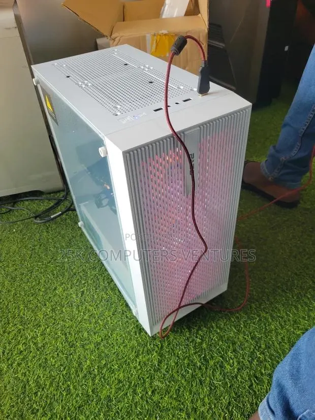 New Gigabyte GB-BKi7T-7500 32GB Intel Core I7 HDD+SSD 1.5T · Photo 1