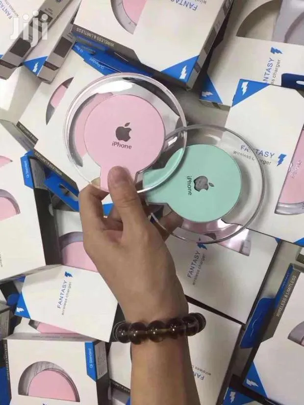 Wireless Chargers for Your Phones · Photo 1