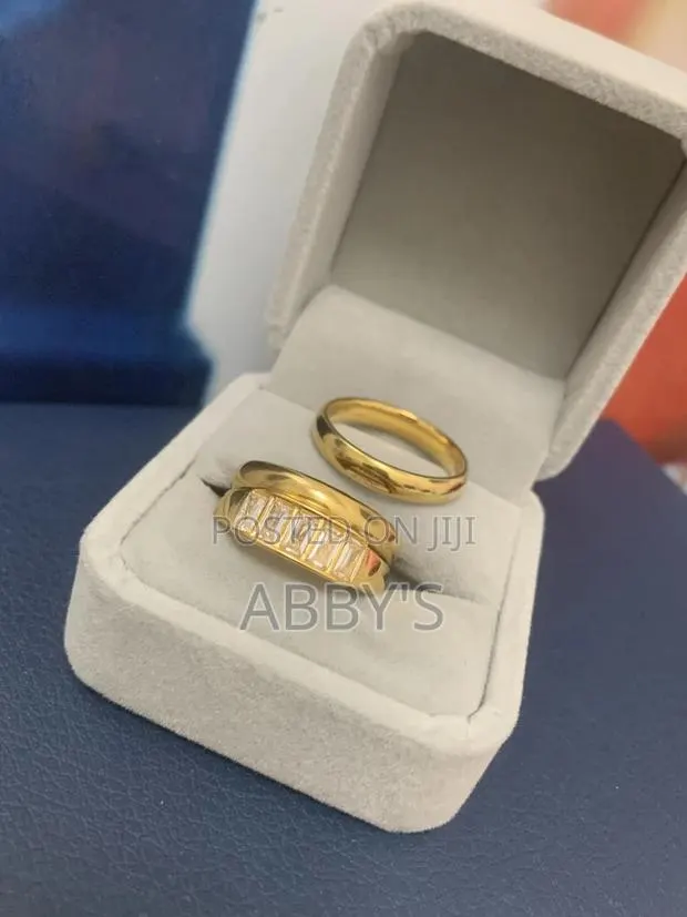 Unique Cut 3set Couple Ring · Photo 1