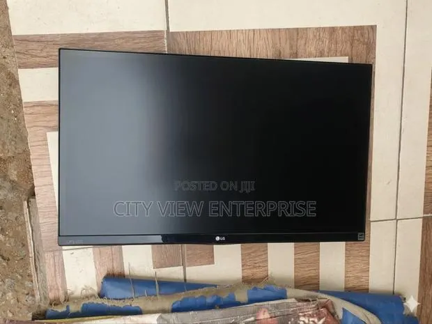 Lg 22 Edgless Monitor · Photo 1