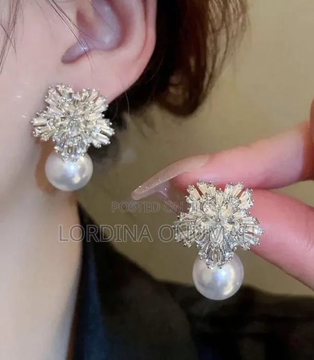 Bridal Earrings · Photo 1