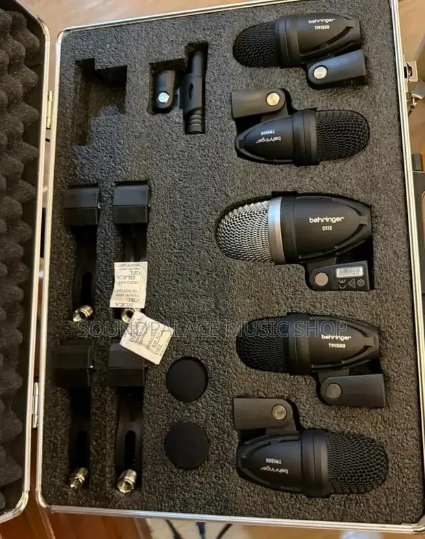 Behringer BC1500, a Premium 7-Piece Drum Microphone Set · Photo 1