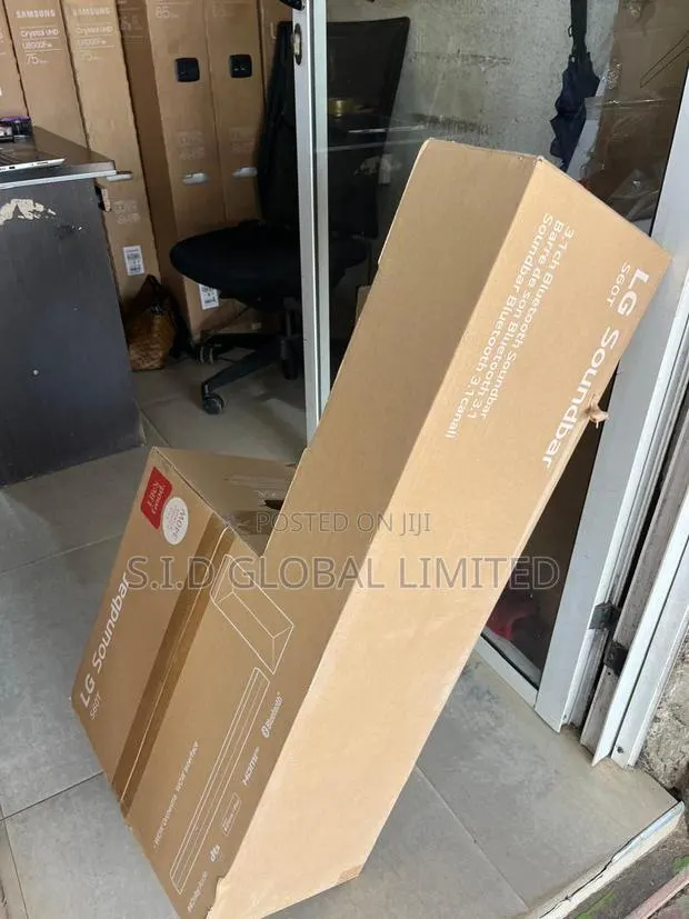 Lg S60t Soundbar for Tv With Dolby Audio 3.1 Channel · Photo 1