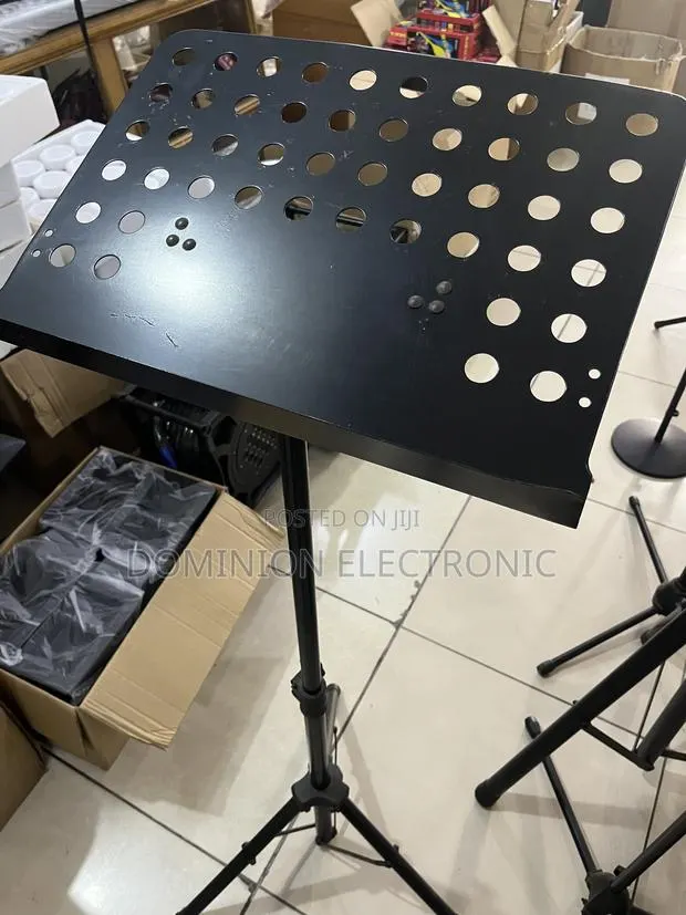 Music Stand · Photo 1