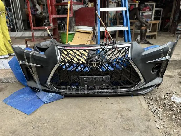 Toyota Highlander 2012 2013 2014 2015 Front Bumper Complete · Photo 1