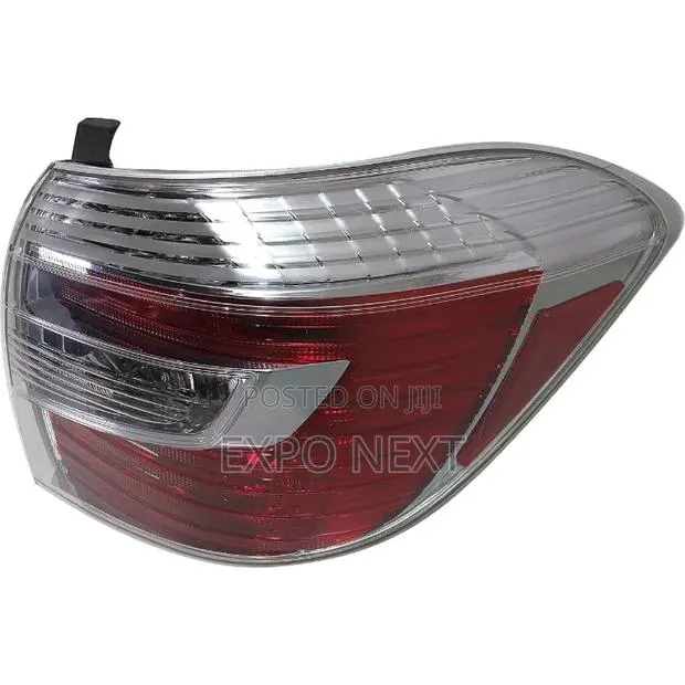 Toyota Highlander 2008-2010 Rear Tail Light · Photo 1