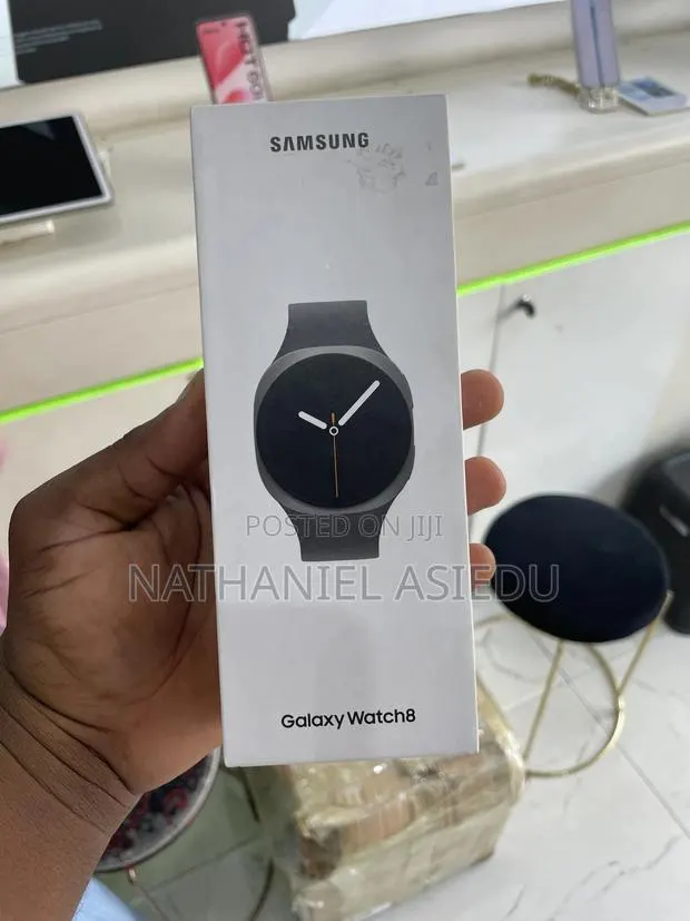 Samsung Galaxy Watch8 Smartwatch · Photo 1
