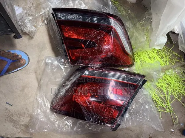 Honda Civic 2013/2014/2015 Tail Light · Photo 1