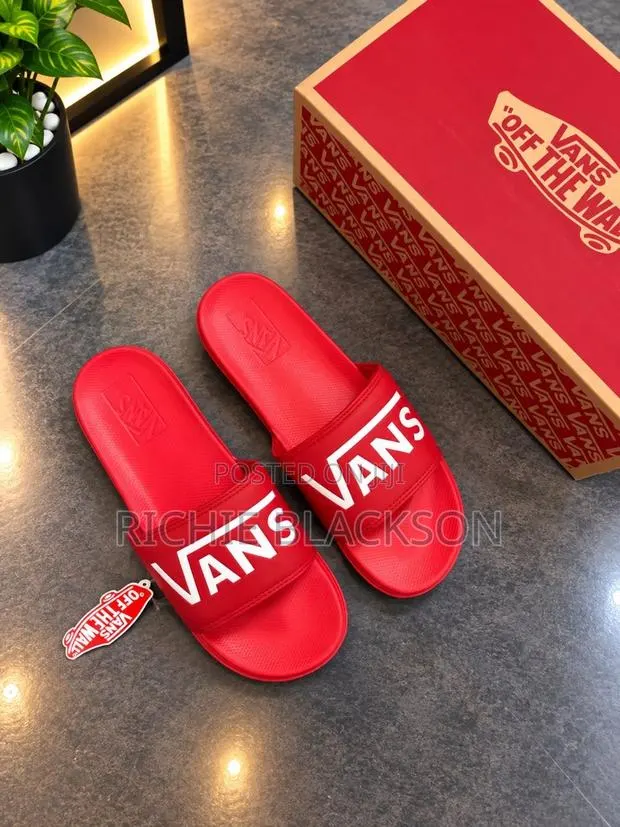 Vans Slides · Photo 1