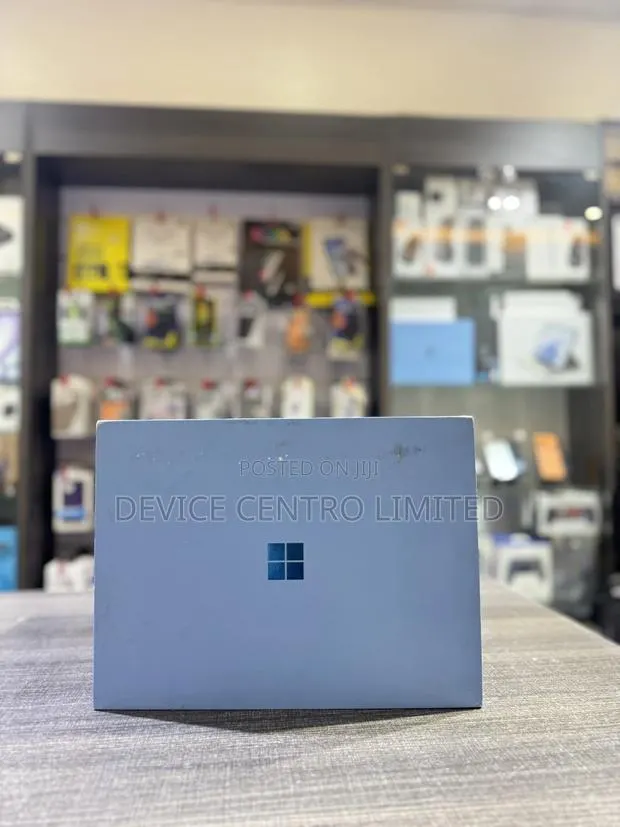 New Microsoft Surface Pro 1 TB Blue · Photo 1