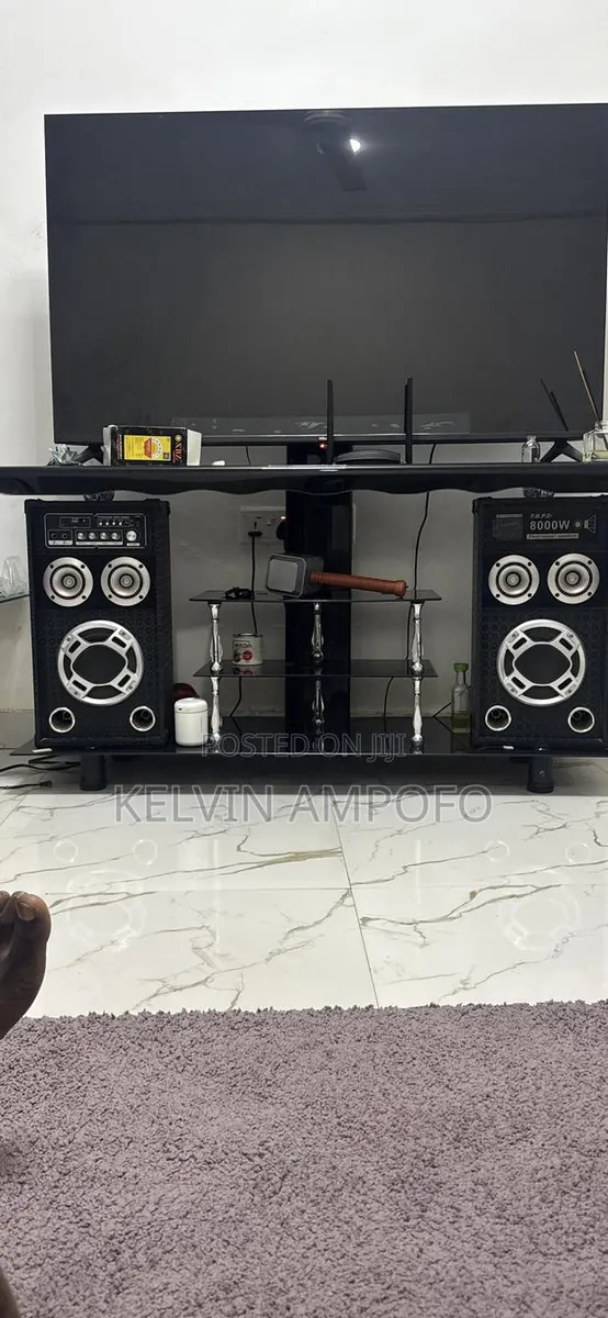 TV Stand With Beautiful Sound System