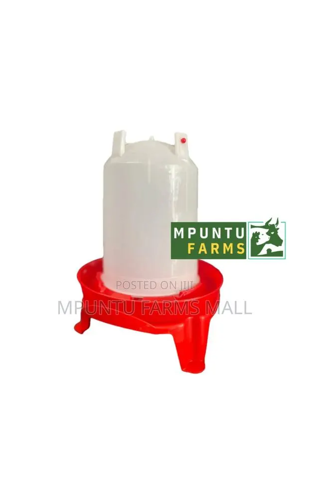 3ltrs Drinker With Stand · Photo 2