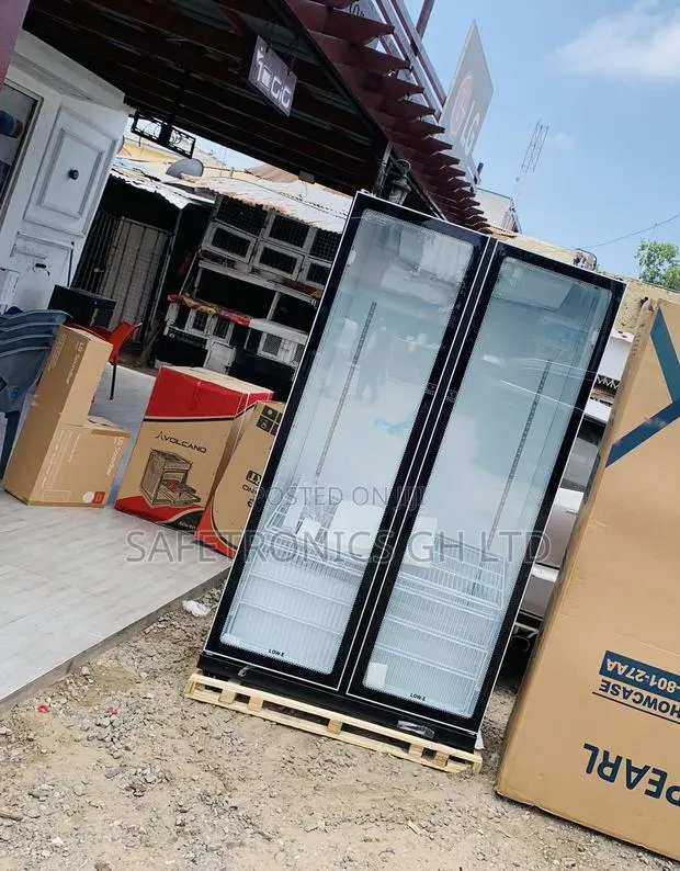 Newest Update Pearl PVC-801-27AA 690-Litre Door Glass Display Fridge · Photo 1