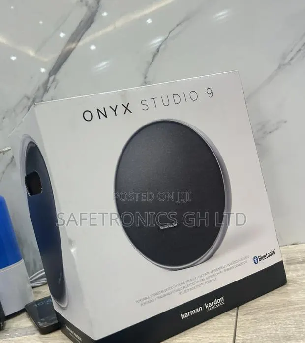 Ready to Rock With Harman Kardon Onyx Studio 9 Speaker · Photo 1