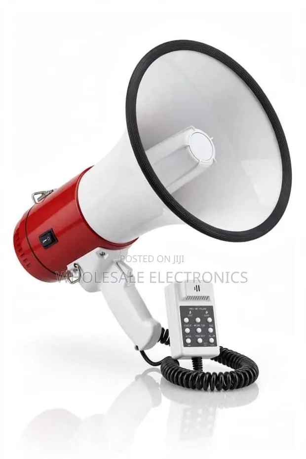 Megaphone Medium · Photo 1