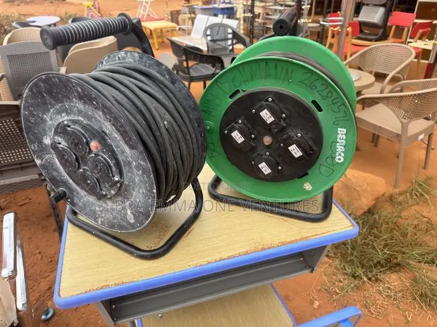 Germany Used Extension Cable Reels · Photo 1