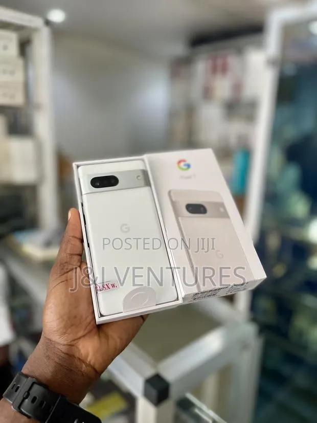 New Google Pixel 7 128 GB White · Photo 1