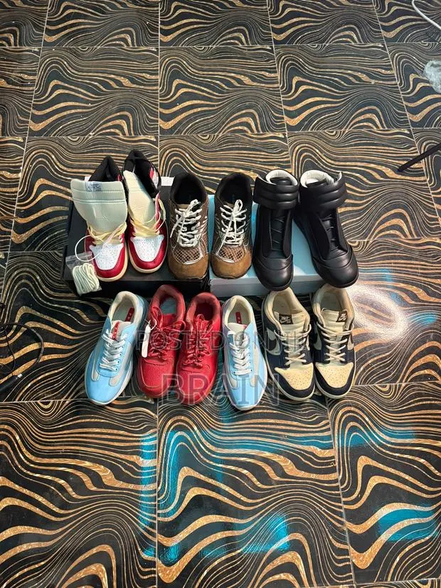 Legit Goods · Photo 1