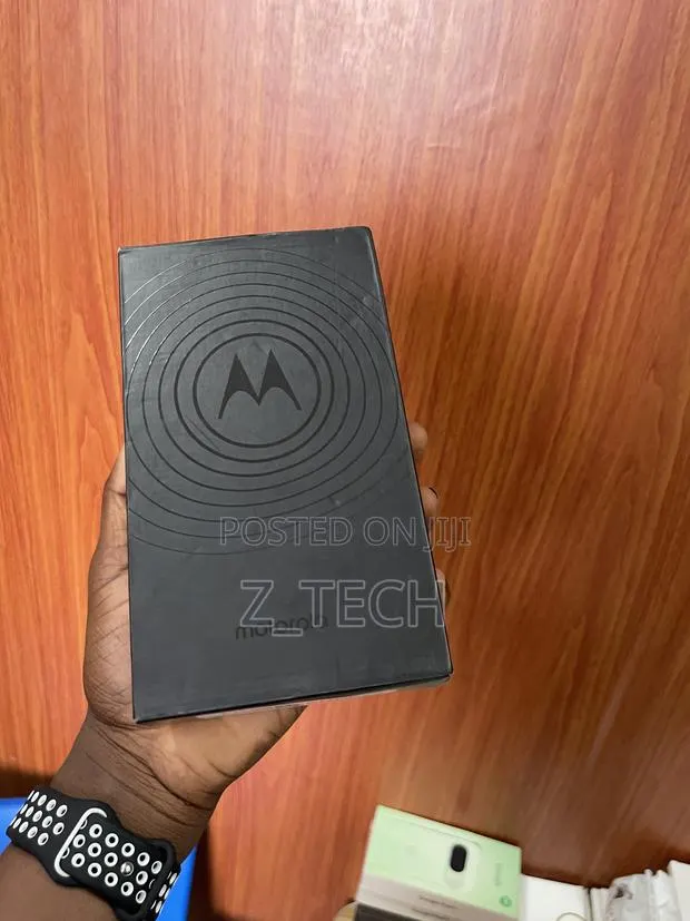 New Motorola Moto G 5G 128 GB Gray · Photo 1