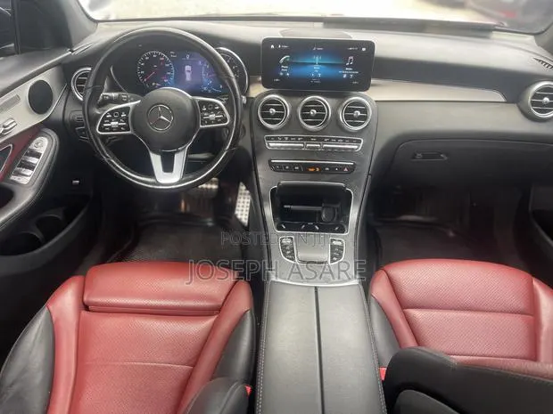 Mercedes-Benz GLC-Class 2022 Black · Photo 1