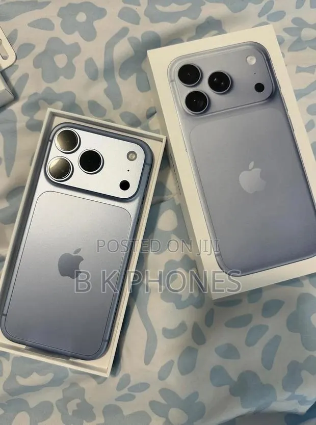 New Apple iPhone 18 Pro Max 256 GB Blue · Photo 1