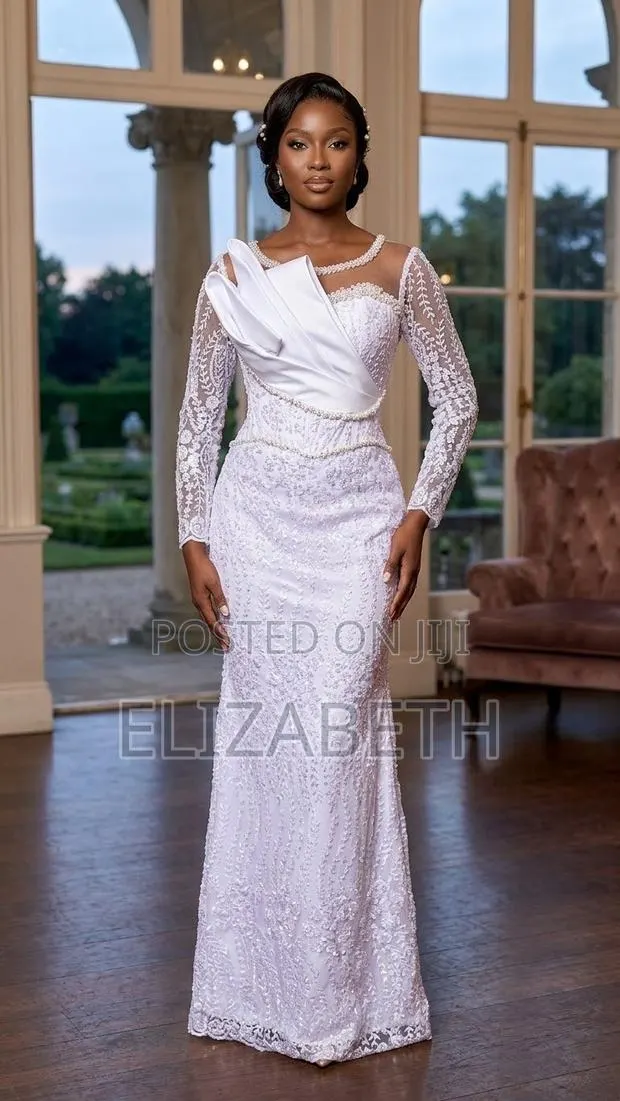 White Elegant Fitted Maxi Dress – Occasion Wear · Photo 1