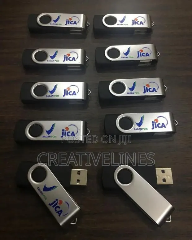 Pendrive Customisation · Photo 1
