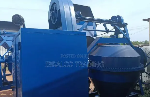 Concrete Mixer · Photo 1