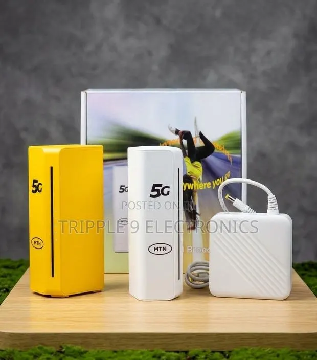 X100M Pro 5G Dual Band Wifi 6 Universal Router · Photo 1
