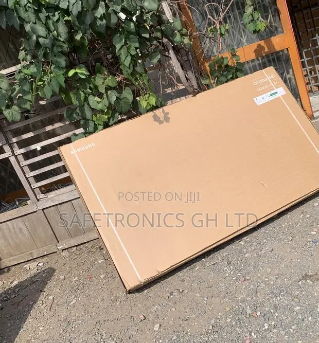 New Original Samsung 85′′ Crystal Uhd Smart Tv (Ua85du800uxly) · Photo 1
